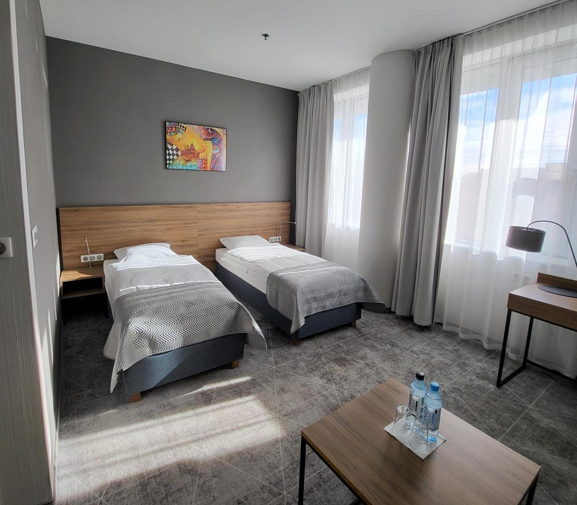Hotel Centrum Boleslawiec  Bagian luar foto