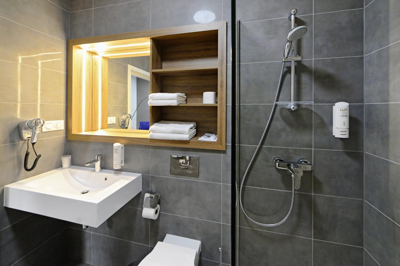 Hotel Centrum Boleslawiec  Bagian luar foto