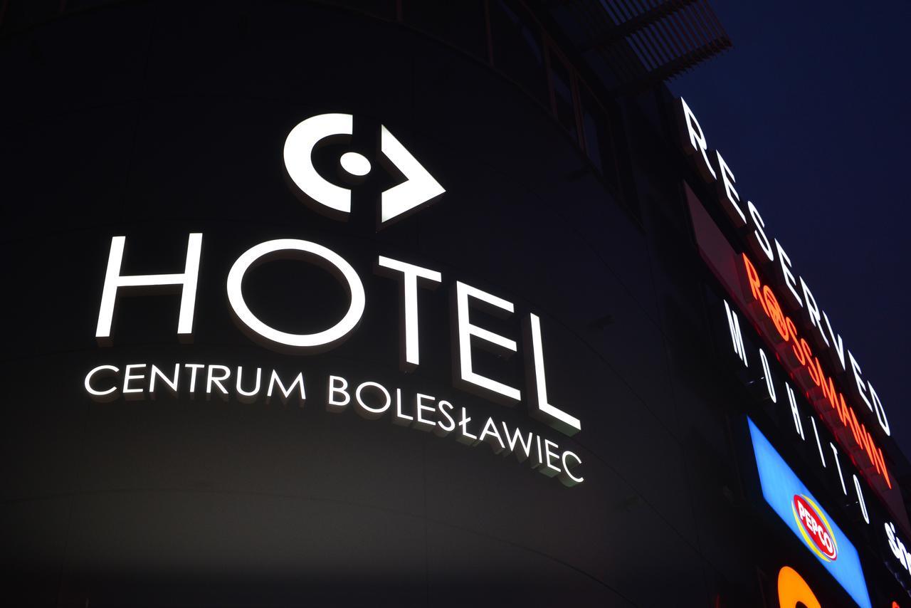 Hotel Centrum Boleslawiec  Bagian luar foto